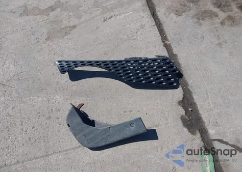 2014 Nissan Juke Sv z USA, uszkodzony, nr VIN JN8AF5MR8ET451552